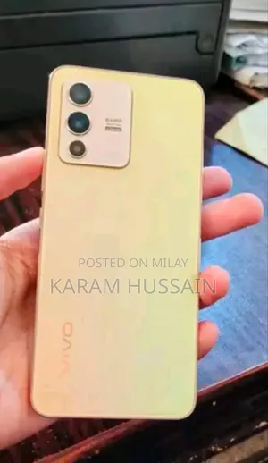 Vivo V23 5G 256 GB Gold