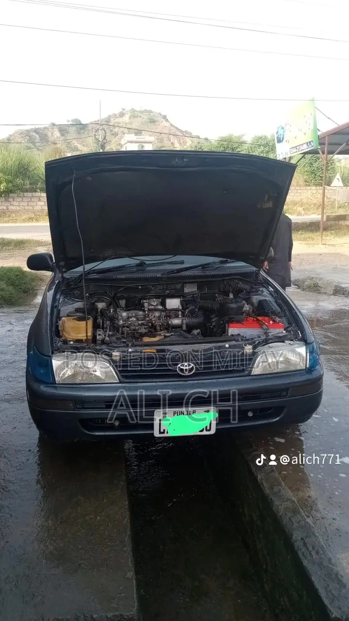 Toyota Corolla Sedan 1999 Gray