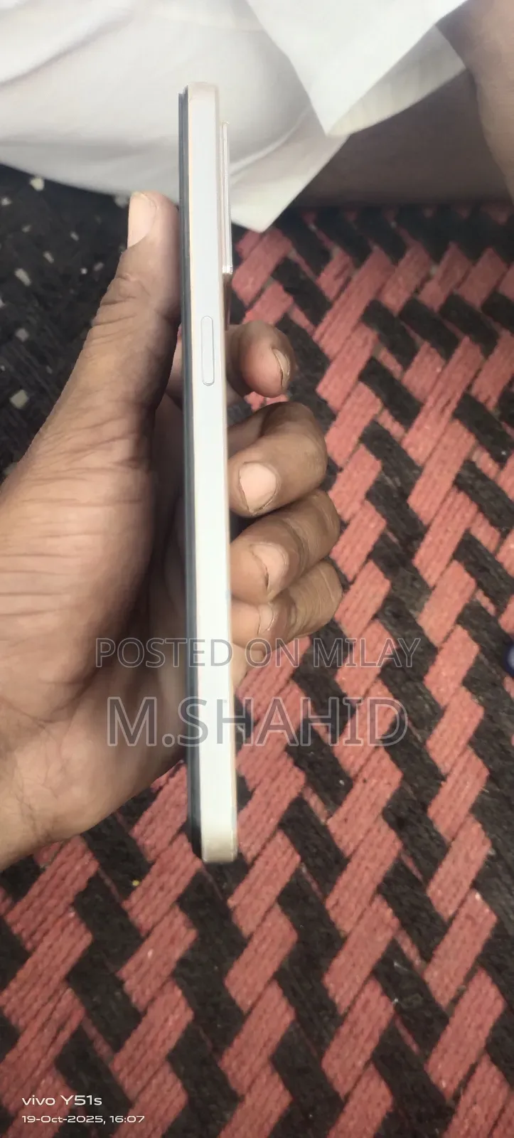 New Oppo F21 Pro 128 GB Gold