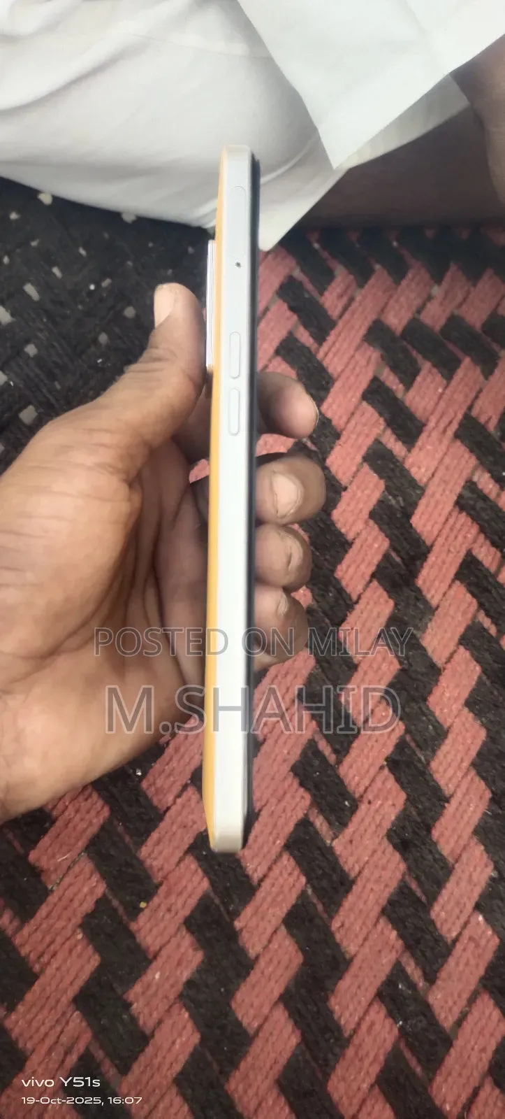 New Oppo F21 Pro 128 GB Gold