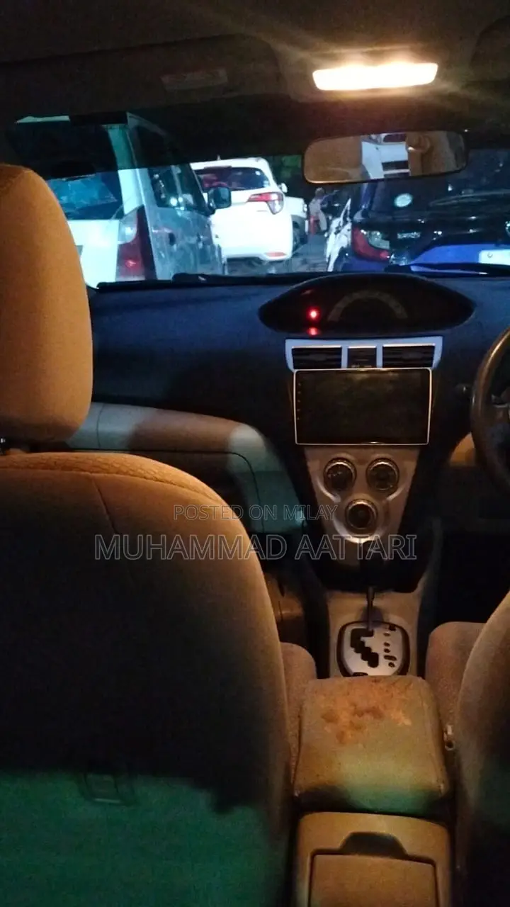 Toyota Belta 2006 Green