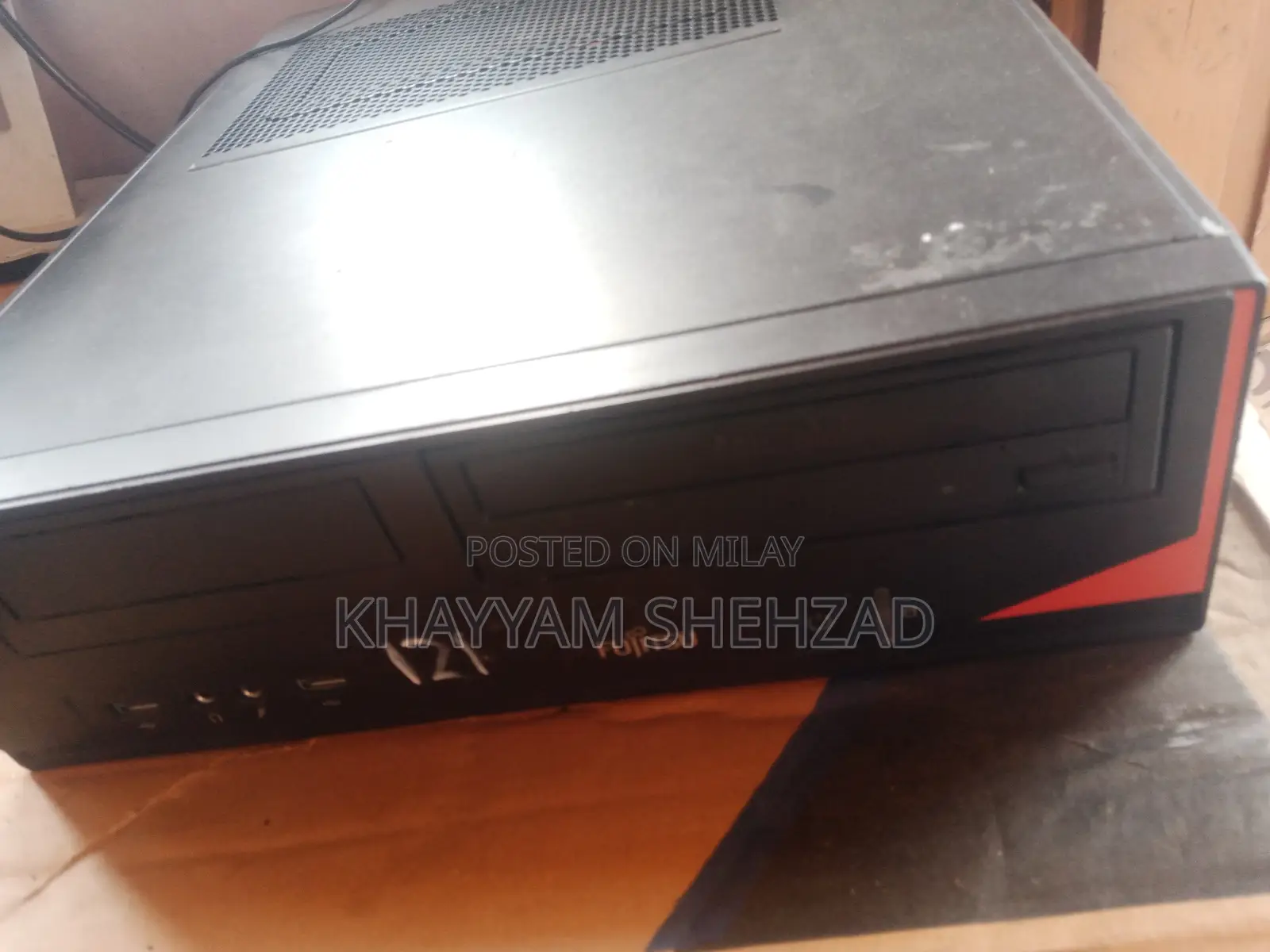 Desktop Computer Fujitsu Celsius H970 8GB Intel Core I3 HDD 500GB