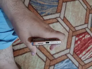 Vivo V23 5G 256 GB Gold