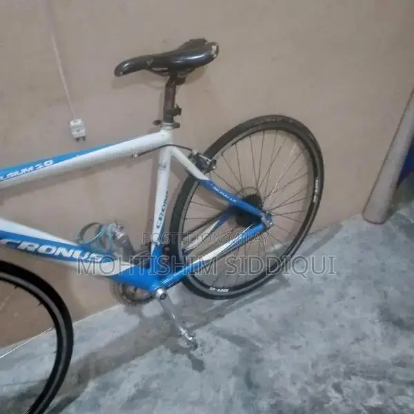 Cronus Medium 3.0 Lightweight Alloy Road Racing Bicycle