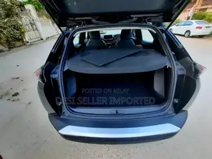 Photo - 2022 Peugeot 2008 Allure - Stylish Compact Crossover SUV