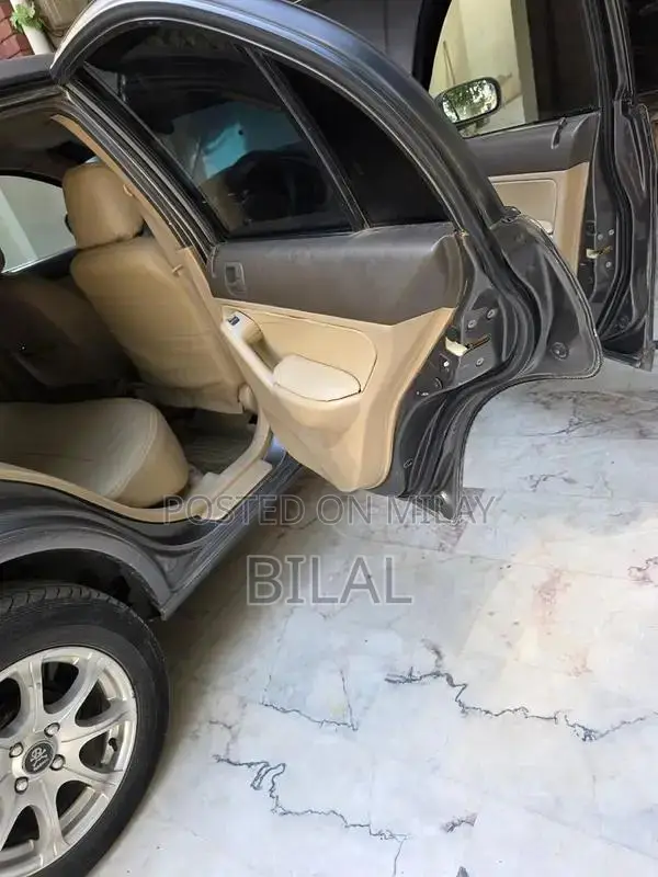 Honda Civic EXi 2004 Automatic Sedan