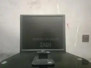 ACER 17-inch Widescreen Monitor - Perfect for Work & Gaming