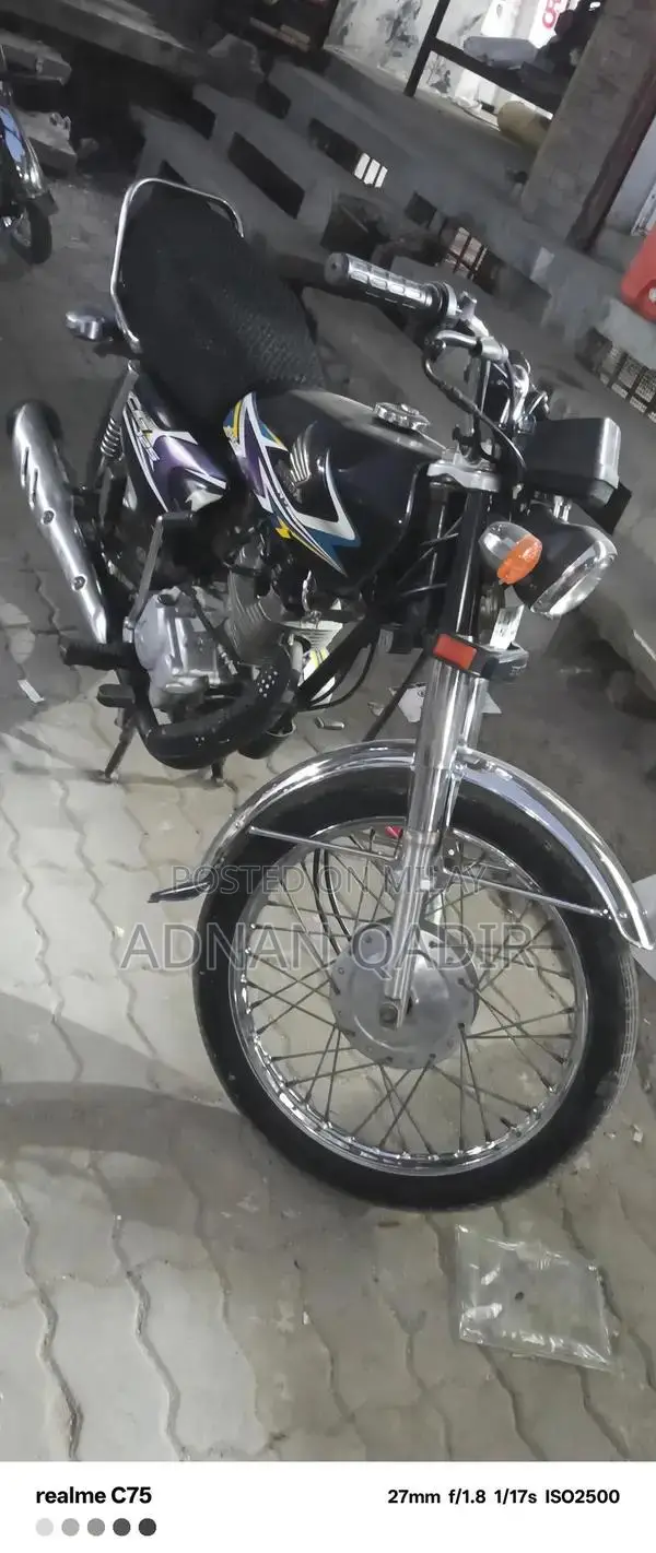 Honda CG125 Motorcycle - 2020-21 Model in Black