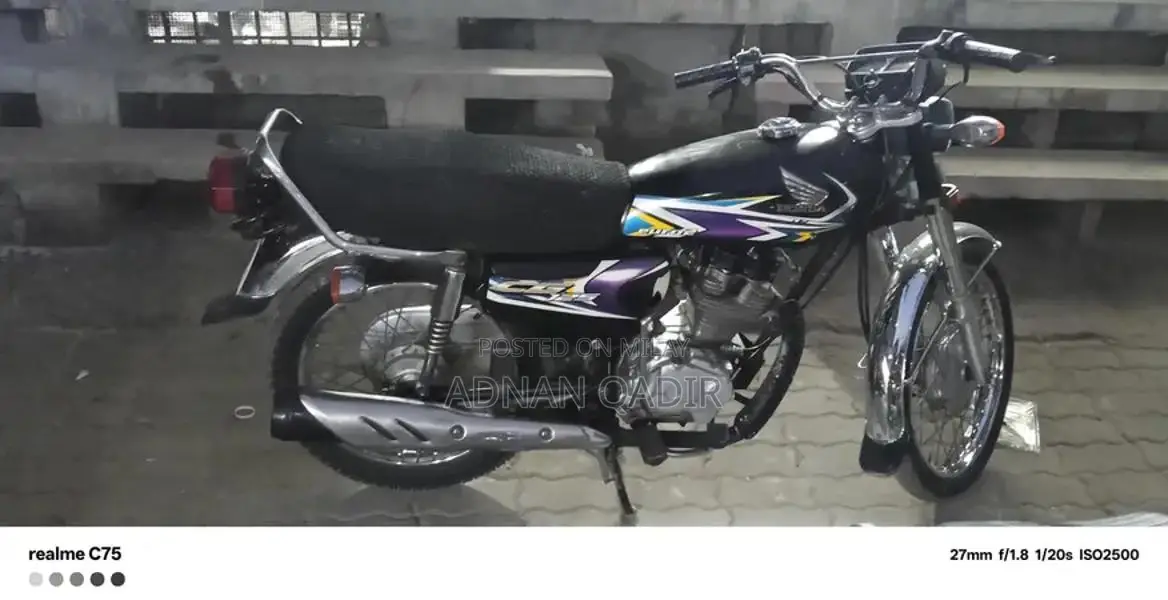 Honda CG125 Motorcycle - 2020-21 Model in Black