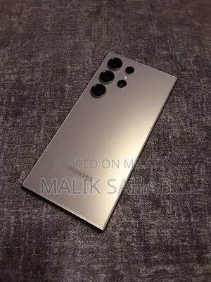 Samsung Galaxy S24 Ultra 5G Smartphone