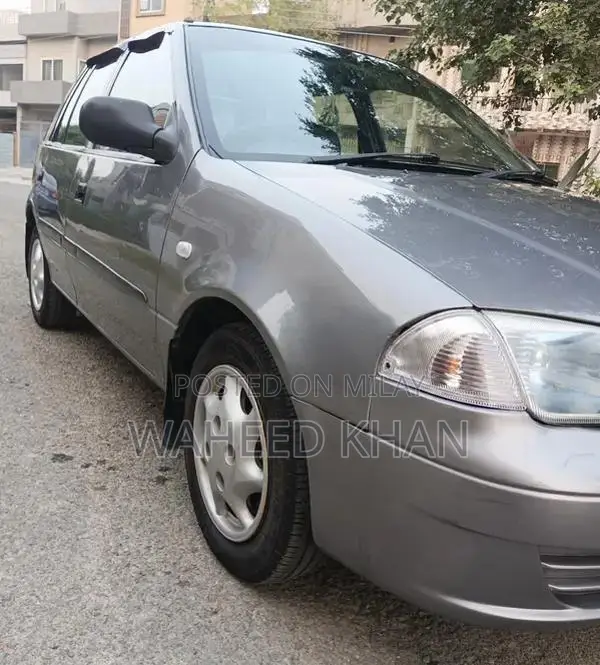 Suzuki Cultus 2015 Sedan - Second Owner, Low Mileage