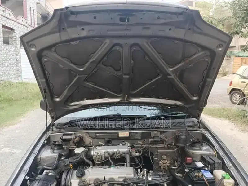 Suzuki Cultus 2015 Sedan - Second Owner, Low Mileage