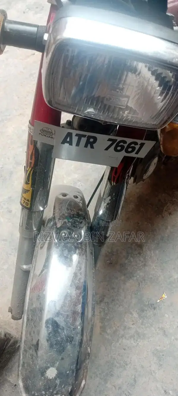 Road Prince 70cc Motorcycle - Compact City Commuter