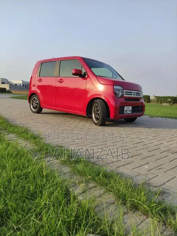 Honda N-WGN G Compact Hatchback - Excellent Condition