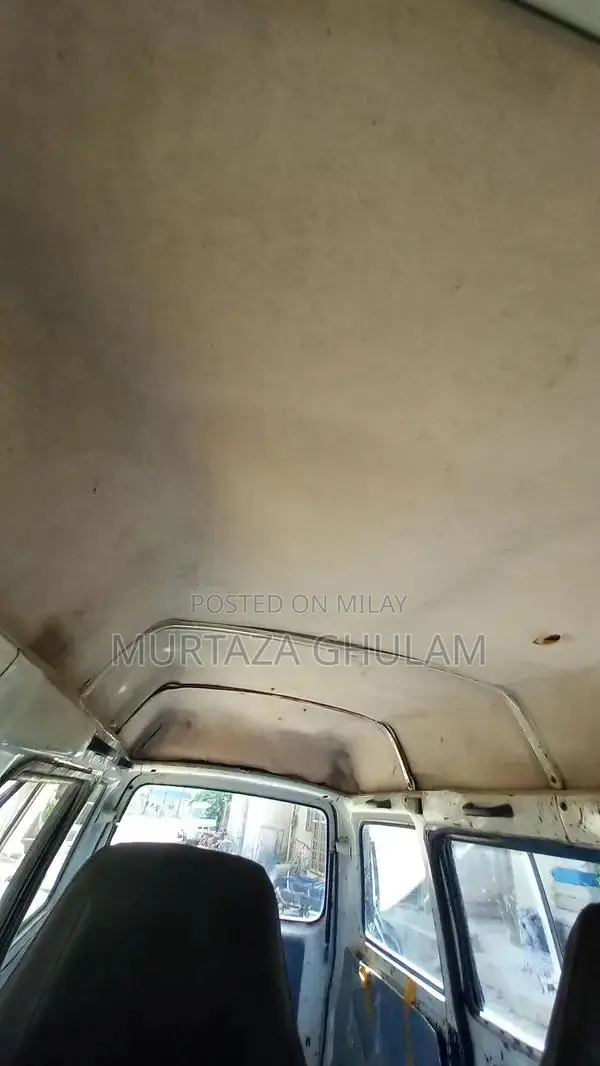 Suzuki Bolan Carry Commercial Van 2007 Model