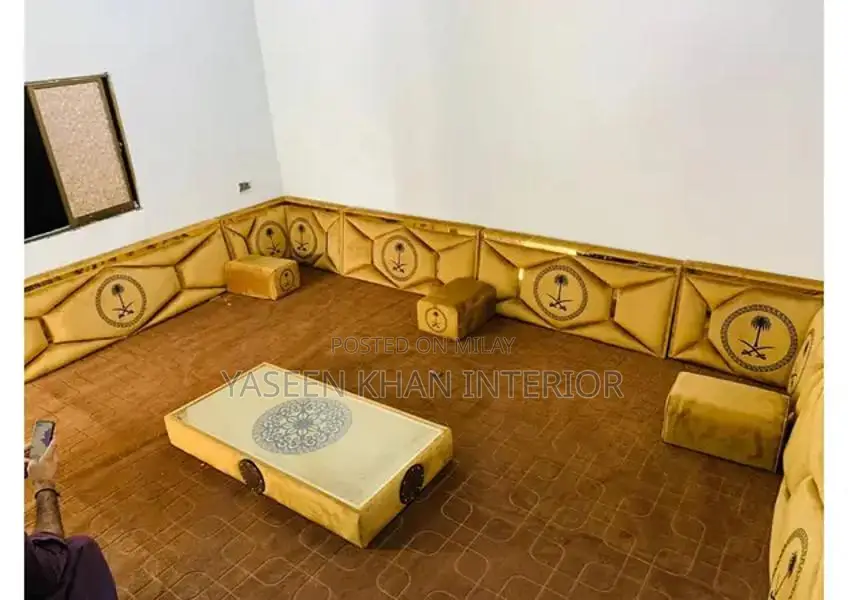 Custom Arabic Style Majlis Sofa - Traditional Seating Solution