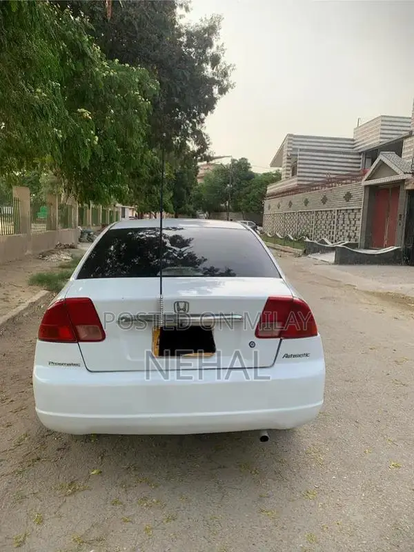 Honda Civic VTi Automatic Sedan 2002 Model