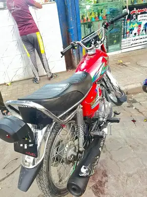 Honda 125cc Motorcycle - 2022 Model, Well-Maintained Condition