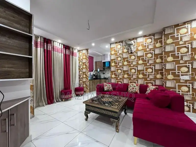 Daily Basis Short Stay Apartment with Bedroom and Amenities