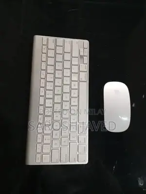 Apple iMac 21.5-inch Late 2013 Desktop Computer