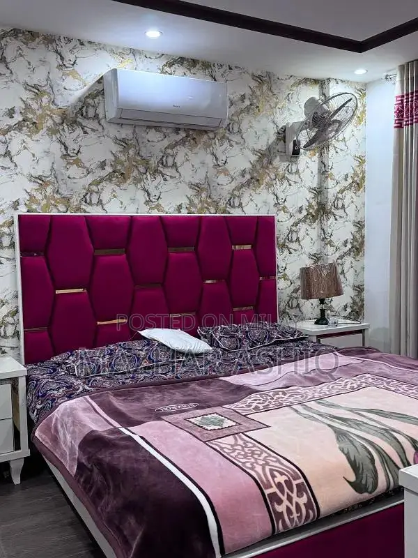 Daily Basis Short Stay Apartment with Bedroom and Amenities