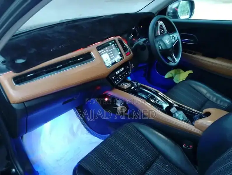 Honda Vezel 2014 Top of the Line Self Imported Sedan