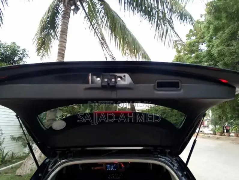 Honda Vezel 2014 Top of the Line Self Imported Sedan