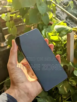 5G Dual SIM Smartphone with High Performance