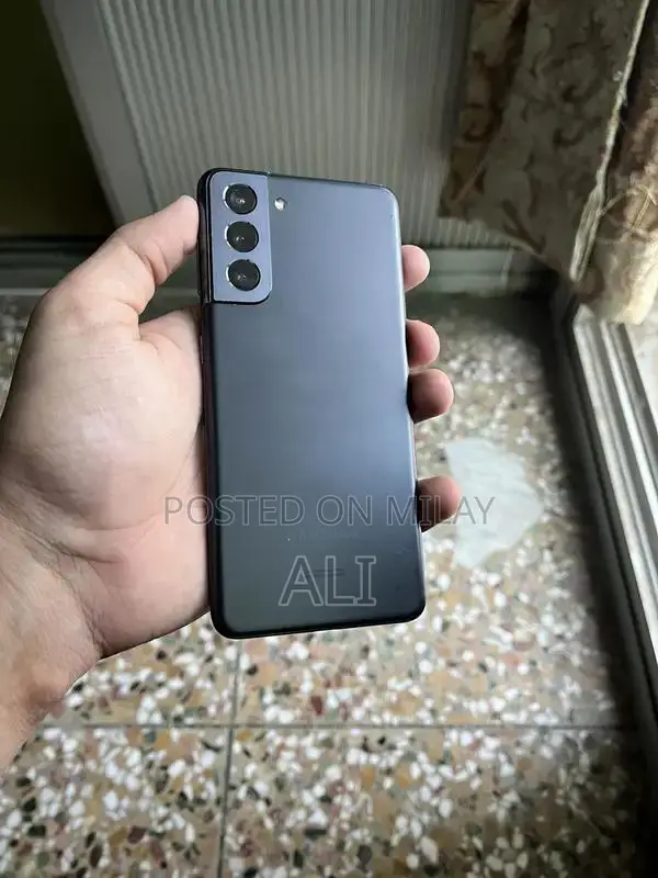 5G Smartphone with High Performance Snapdragon Processor