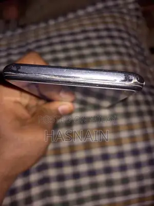 Used Smartphone with Original Box Available