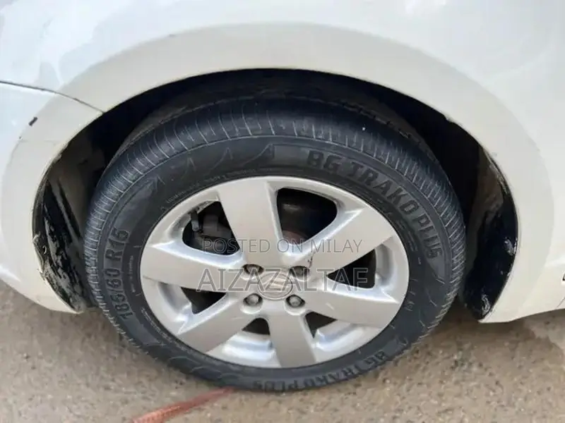 2016 Suzuki Swift Automatic - Well-Maintained Compact Car