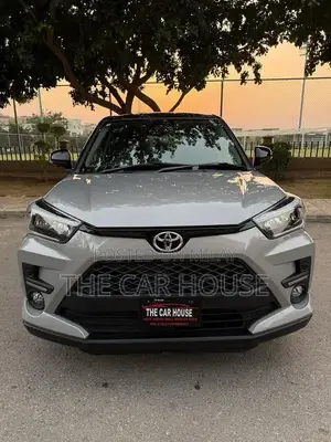 Toyota Raize Z Compact SUV - Sleek Urban Crossover