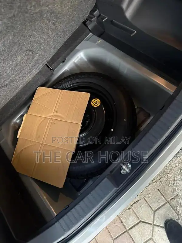 Toyota Raize Z Compact SUV - Sleek Urban Crossover