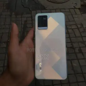 Vivo Y21 Smartphone - Compact Mobile Device