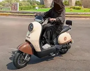 Photo - Eveon Electric Scooty - 2500km, 70km Range, Smart Features