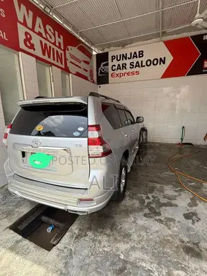 Photo - Toyota Prado TX 5-Seater SUV, 2010 Model Import
