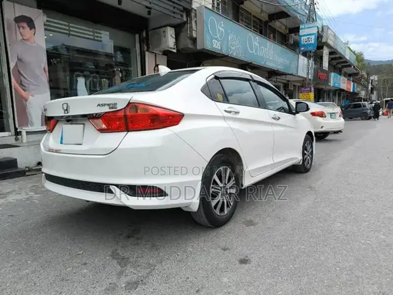 Honda City Aspire 1.5 Automatic Sedan - Low Mileage Local Car
