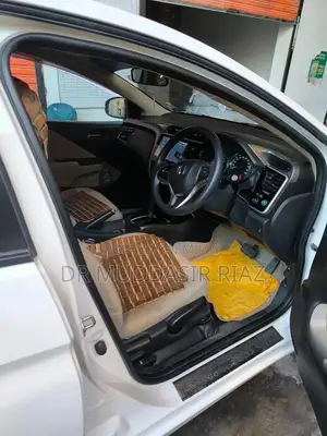 Honda City Aspire 1.5 Automatic Sedan - Low Mileage Local Car