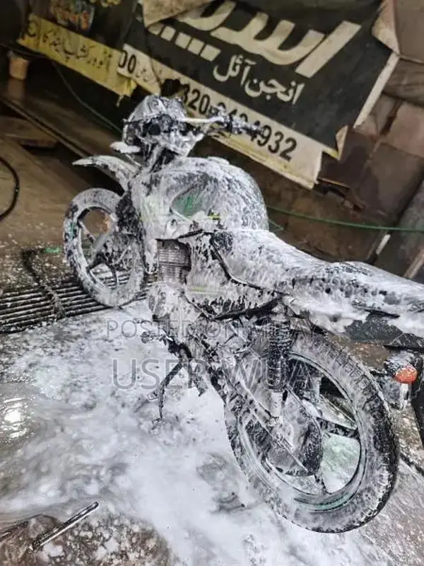 Yamaha YBR 125G Motorcycle in Excellent Condition