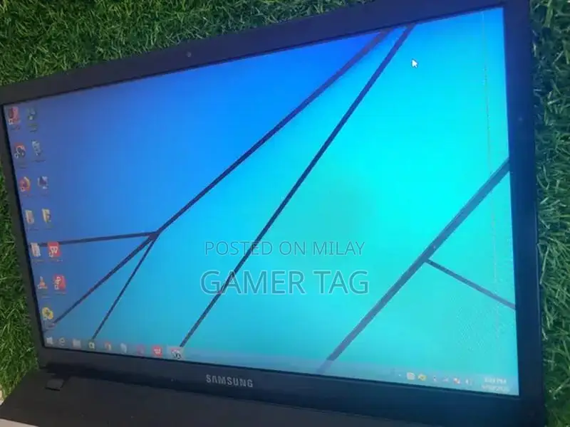 Samsung Performance Laptop with Fast Processing and Storage