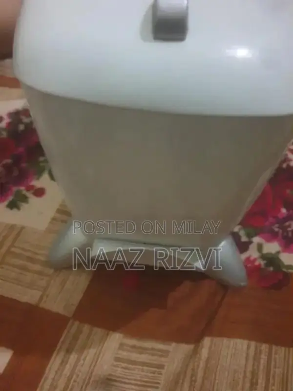 Shinon Toaster - Compact Kitchen Appliance