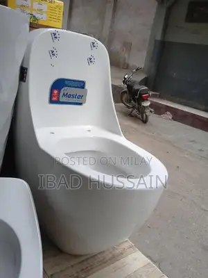 Hydraulic Seat Cover Commode with 1-Year Warranty