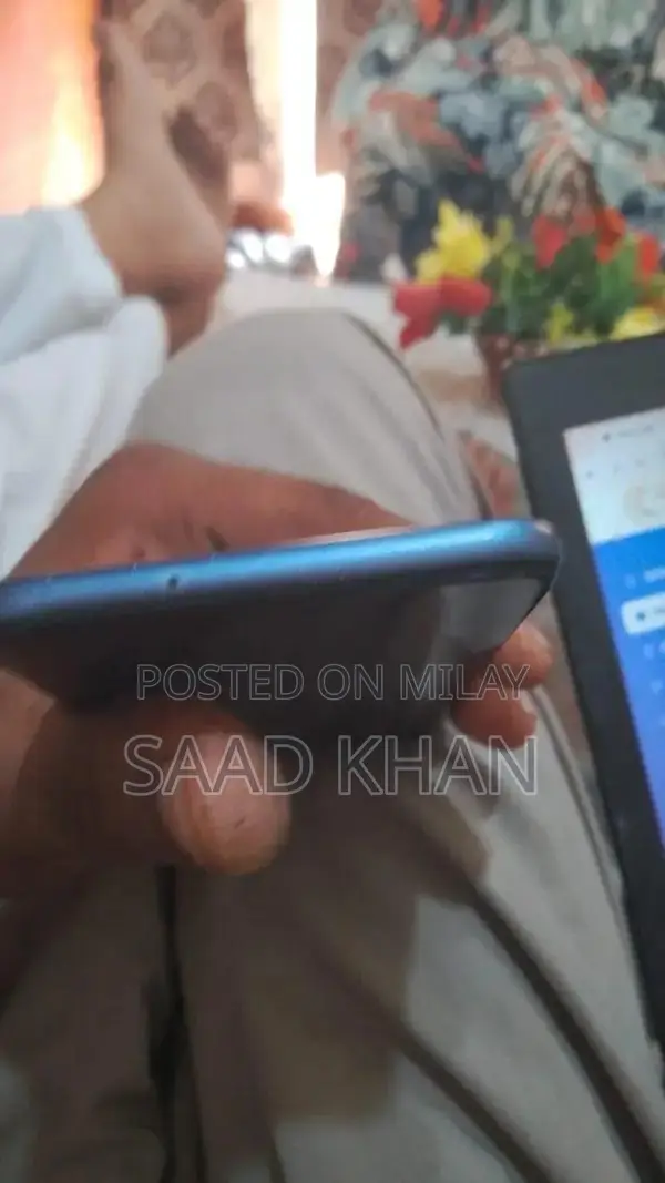 Huawei Mate 10 Lite Smartphone with Charger