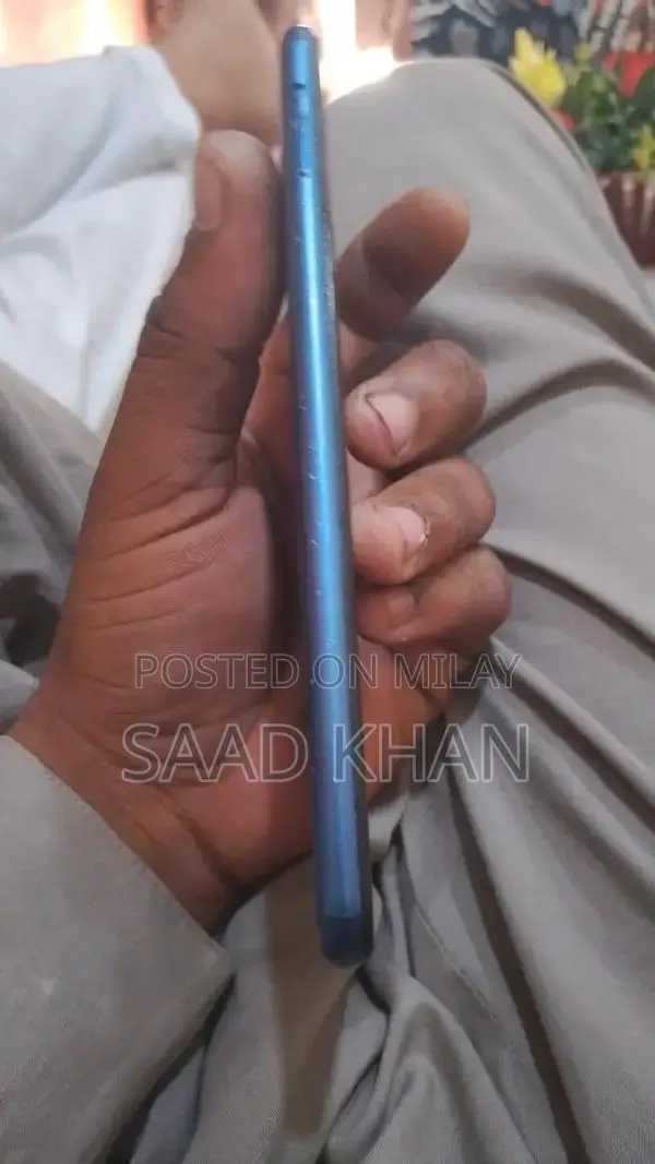 Huawei Mate 10 Lite Smartphone with Charger