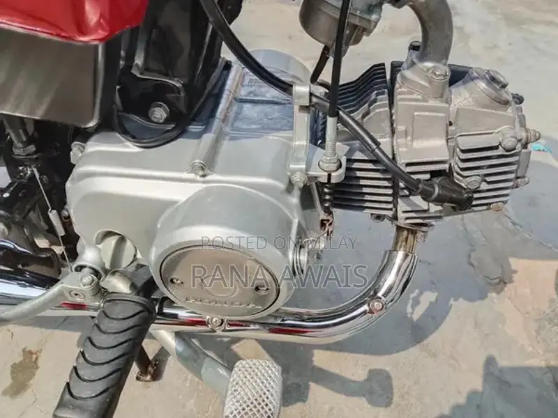 Honda CD 70 Motorcycle 2025 Model Compact Urban Commuter