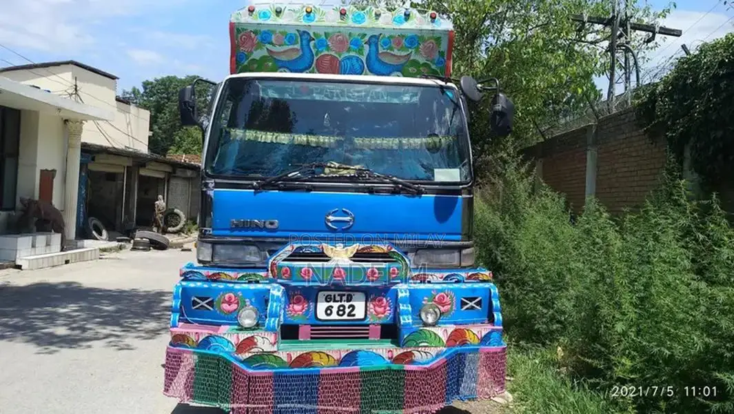 Euro Turbo 10-Wheeler Intercooler Dumper Truck