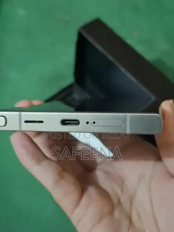 Samsung Galaxy Smartphone Ultra Model with High Memory