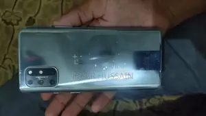 OnePlus 8t Smartphone with Gaming Performance