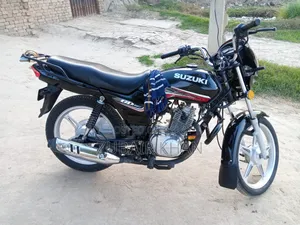 Photo - Suzuki 2019 Black