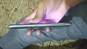 OnePlus 8t Smartphone with Gaming Performance